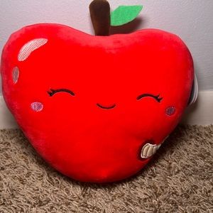 Ressie the Apple squishmallow!! 8”